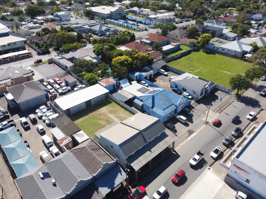 Commercial Property for Sale in Vincent Eastern Cape